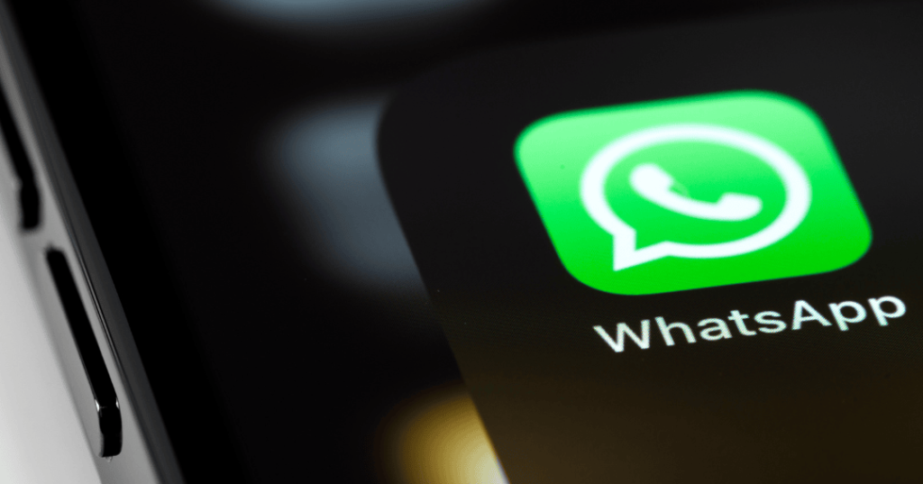 WhatsApp privacy battle